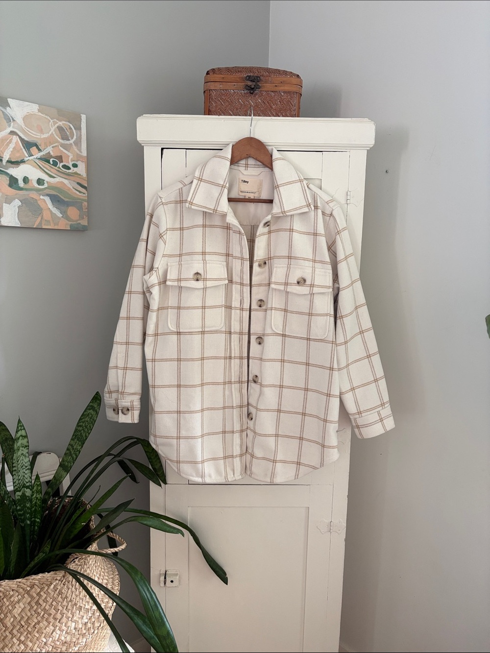 New without tags Tilley Women's Cream Plaid Shacket Jacket